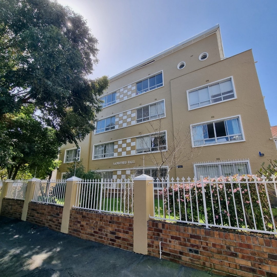 3 Bedroom Property for Sale in Sea Point Western Cape